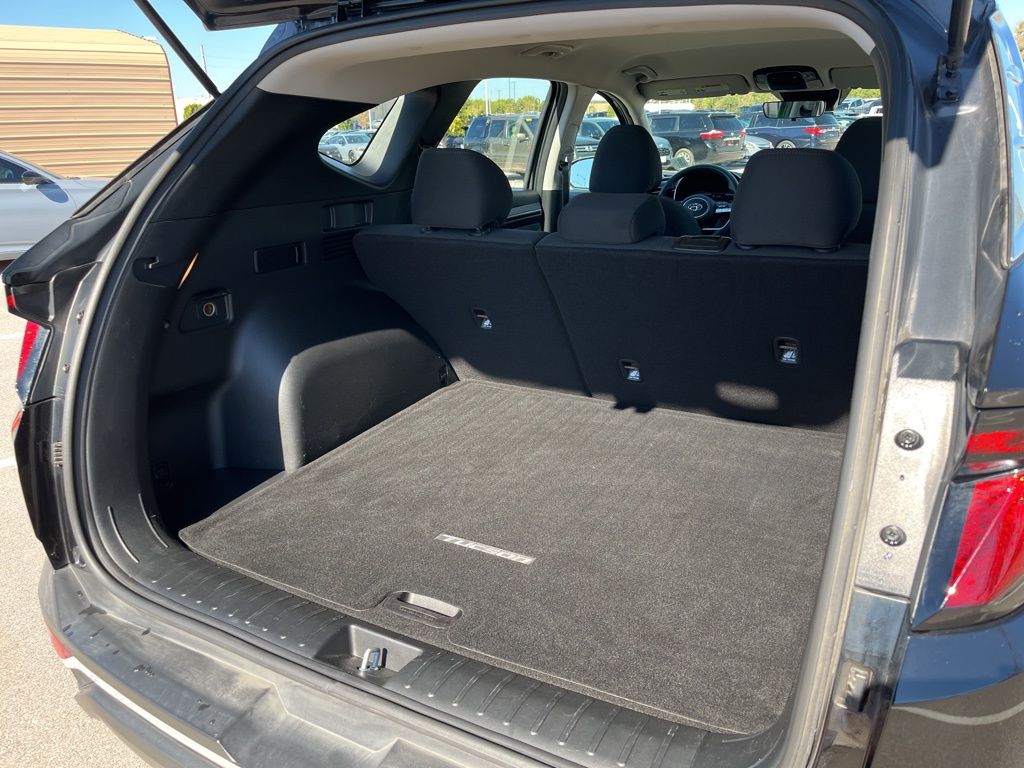 Thumbnail: 2022 Hyundai Tucson - 9