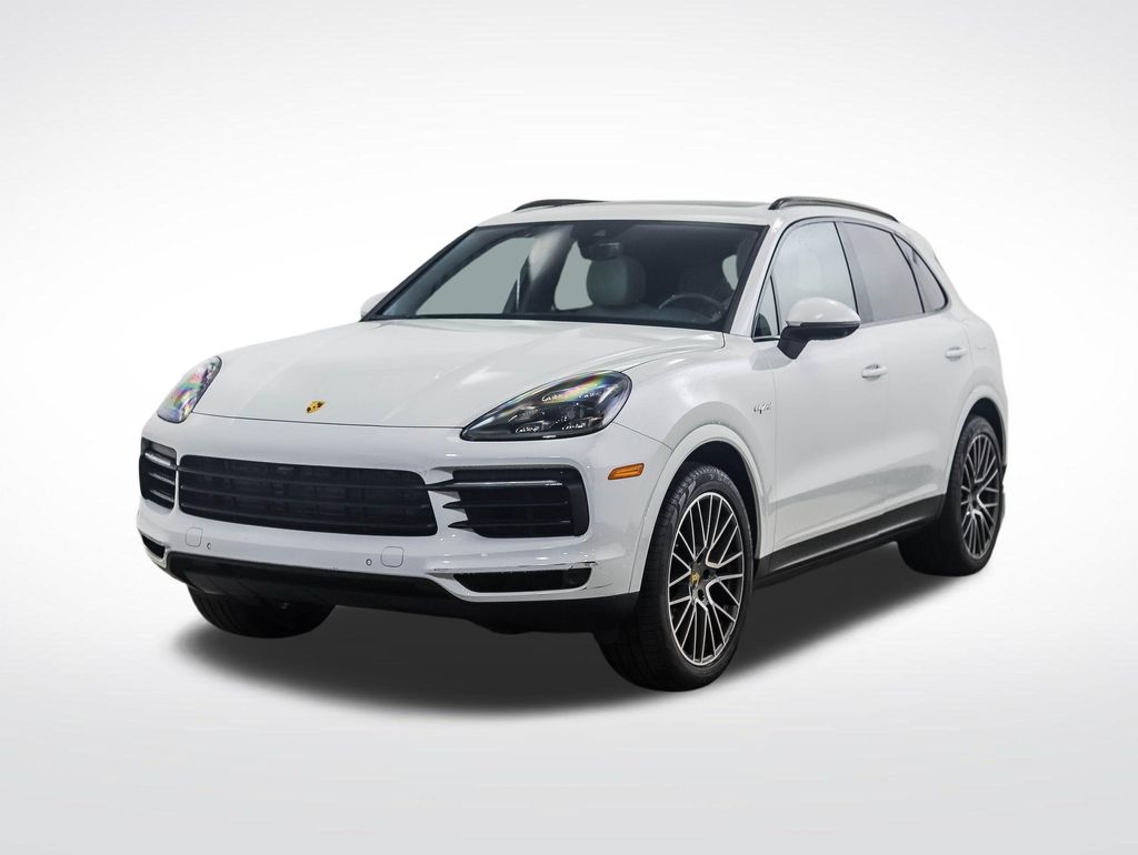 Thumbnail: 2021 Porsche Cayenne - 1