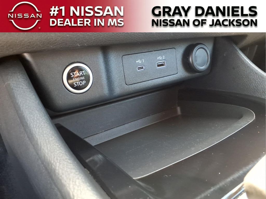 Used 2023 Nissan Rogue SUV