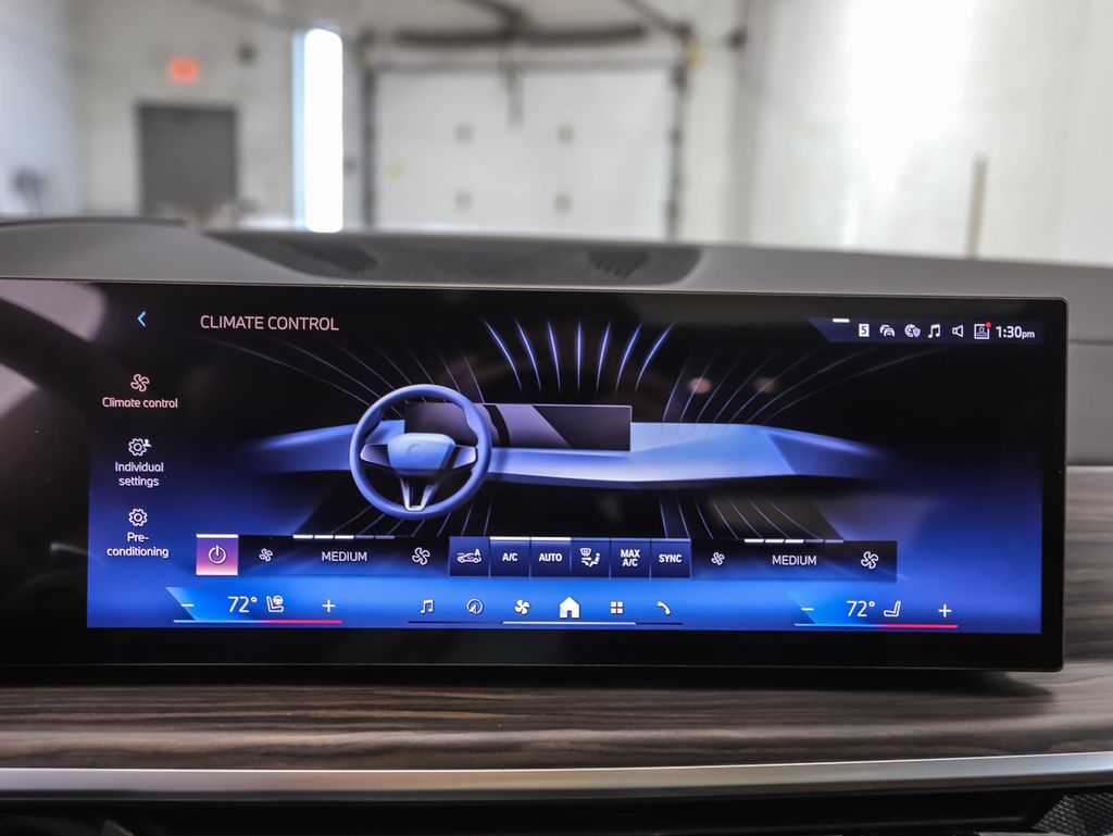 Thumbnail: 2026 BMW X6 - 18