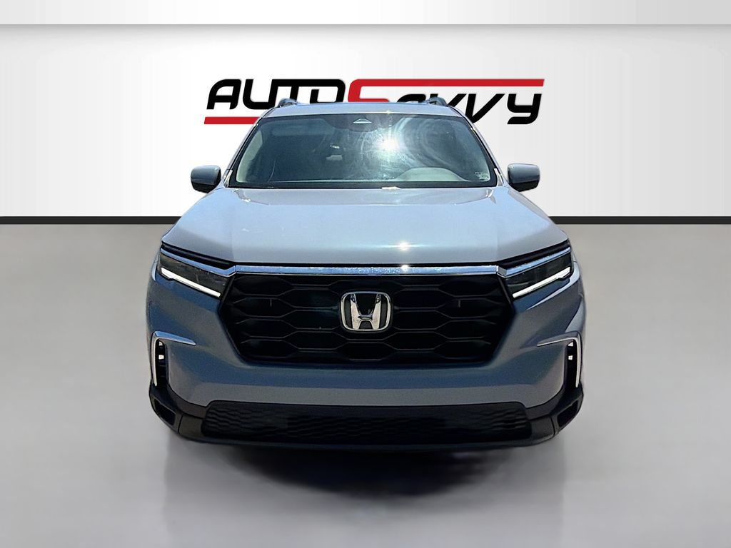 Used 2024 Gray Honda Touring image 2