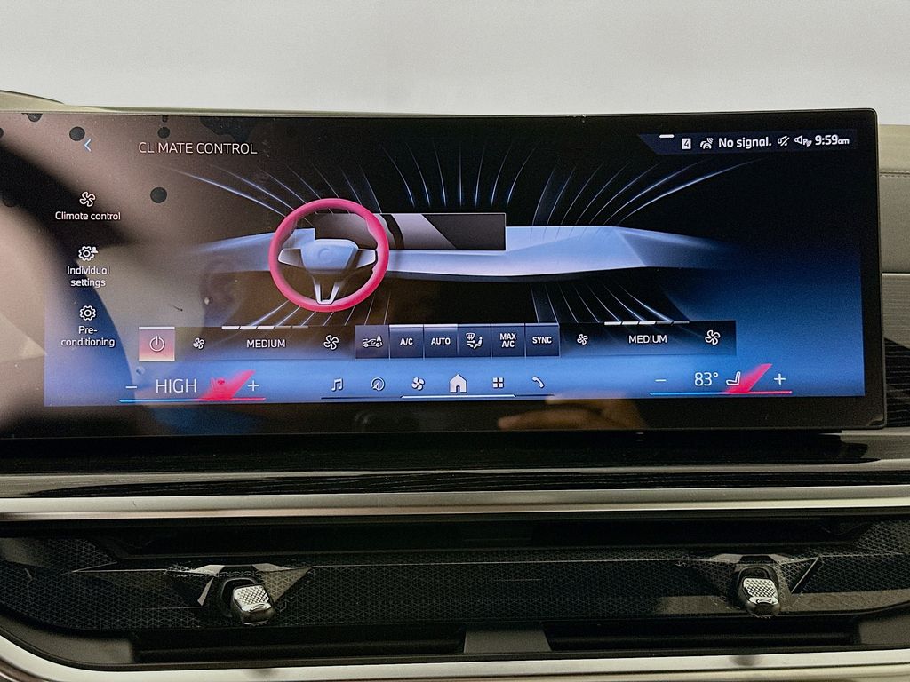 Thumbnail: 2026 BMW X7 - 14