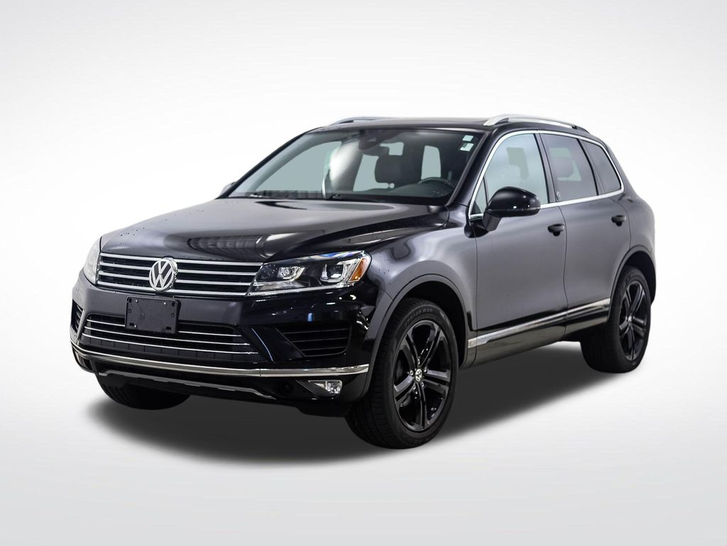 2017 Volkswagen Touareg V6 -
                  Bloomington, MN