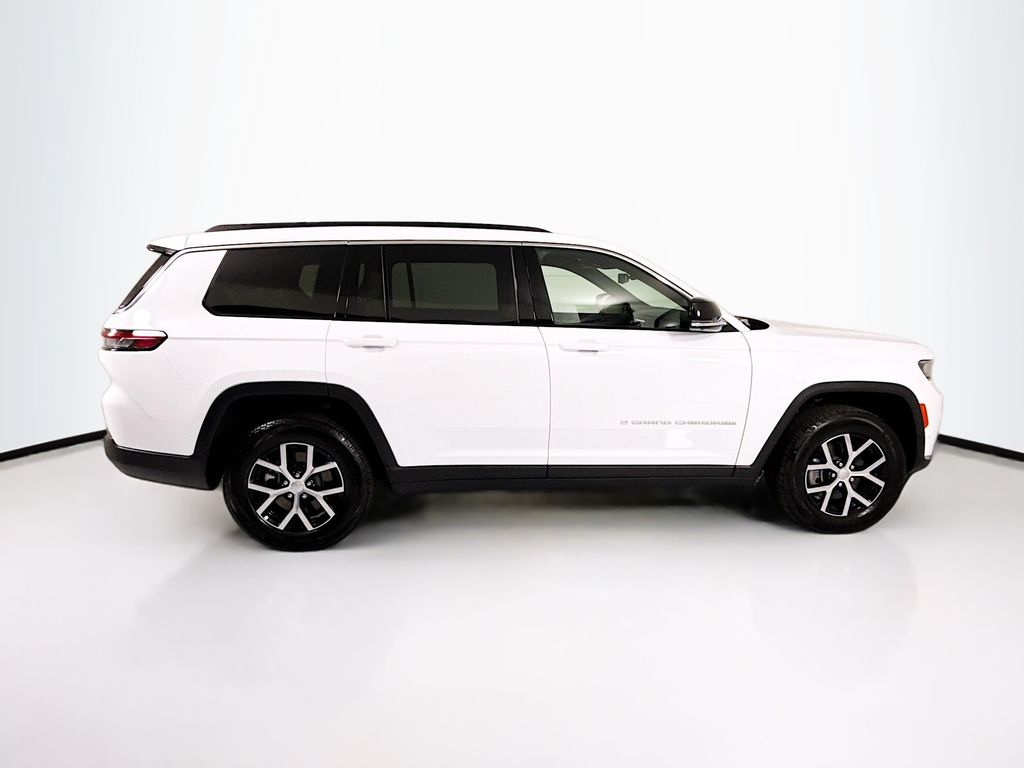 Thumbnail: 2025 Jeep Grand Cherokee L - 4