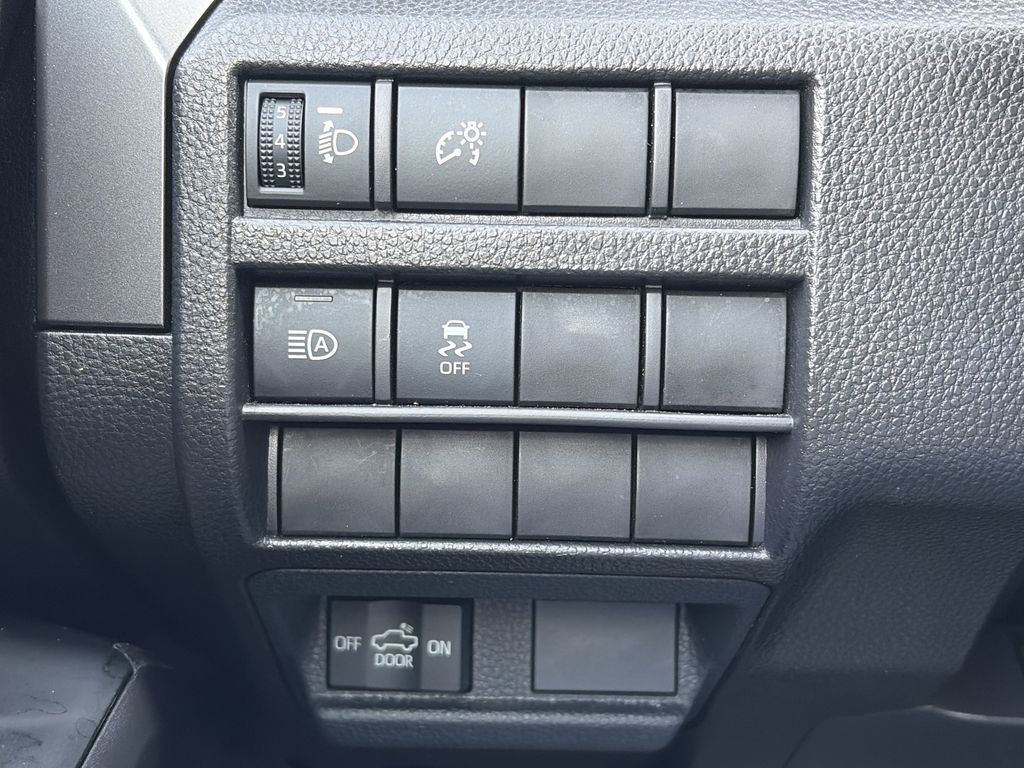 Used 2025 Toyota Tacoma Truck