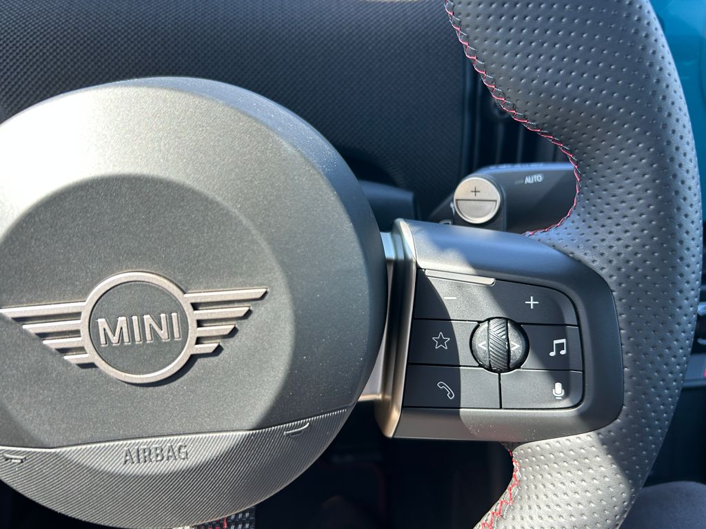 Thumbnail: 2025 MINI Cooper Convertible - 19