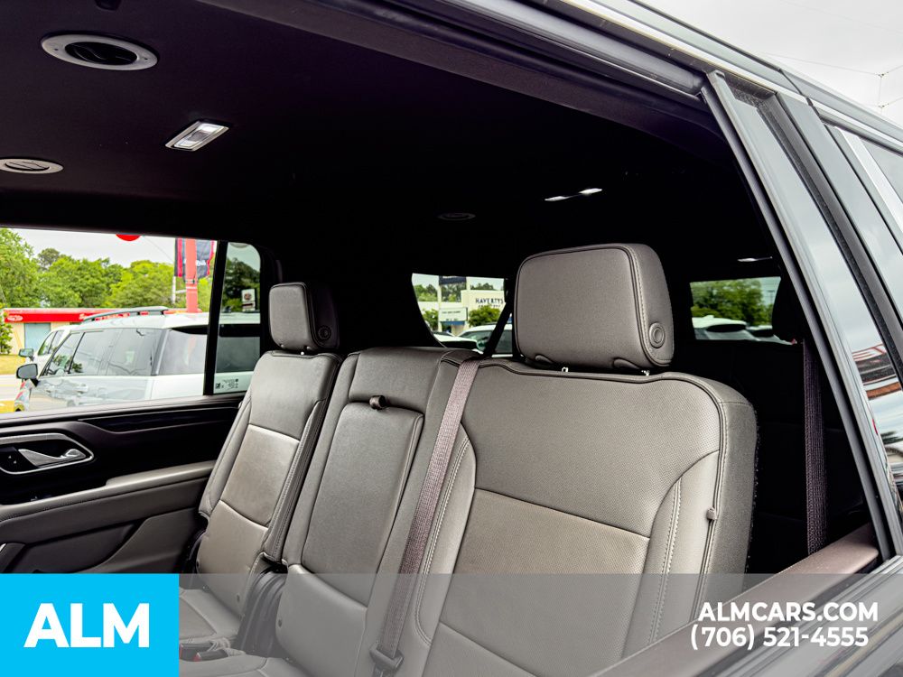 Used 2024 Black GMC SLT image 9