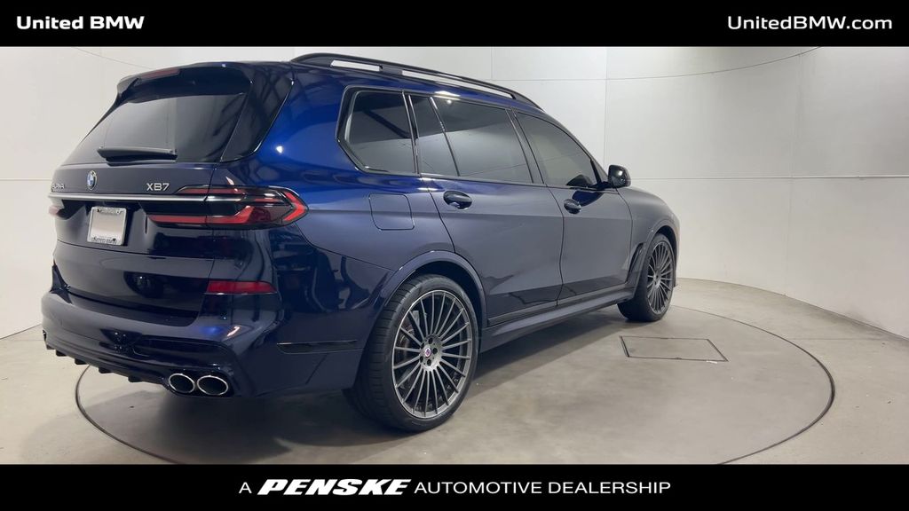 Thumbnail: 2024 BMW X7 - 8