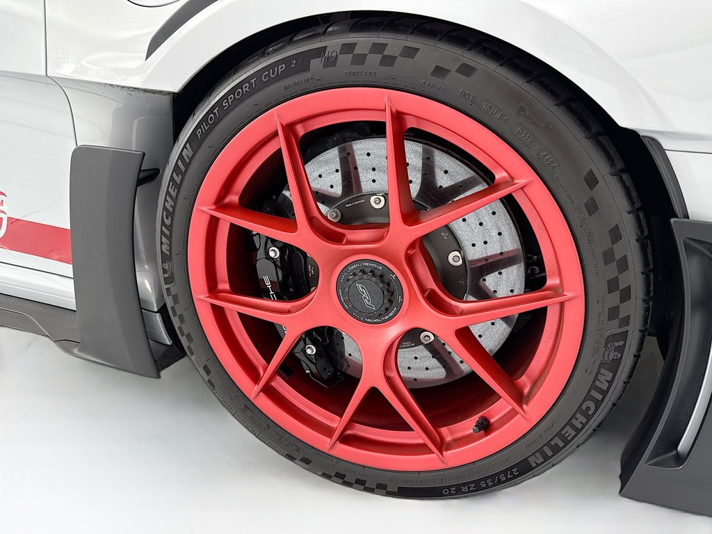 Thumbnail: 2025 Porsche 911 - 28