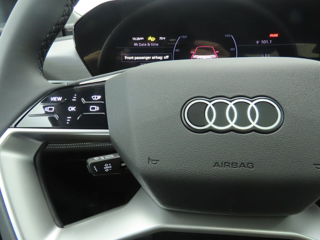 Thumbnail: 2025 Audi Q6 e-tron - 12