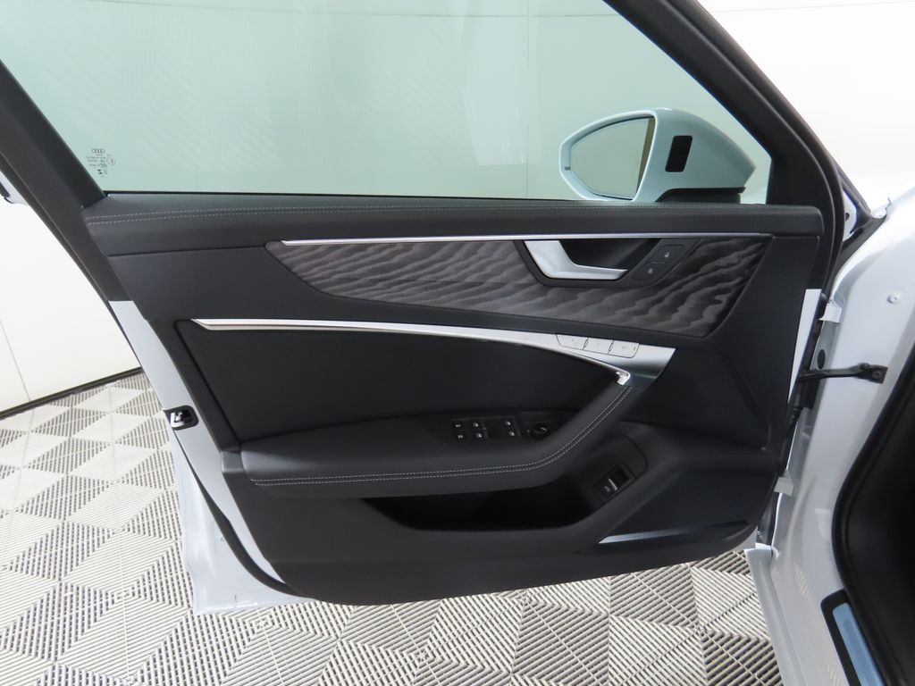 Thumbnail: 2025 Audi A6 - 25