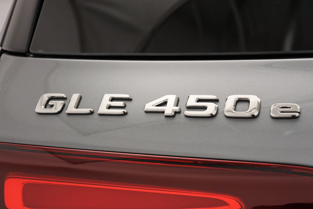 Thumbnail: 2026 Mercedes-Benz GLE - 9