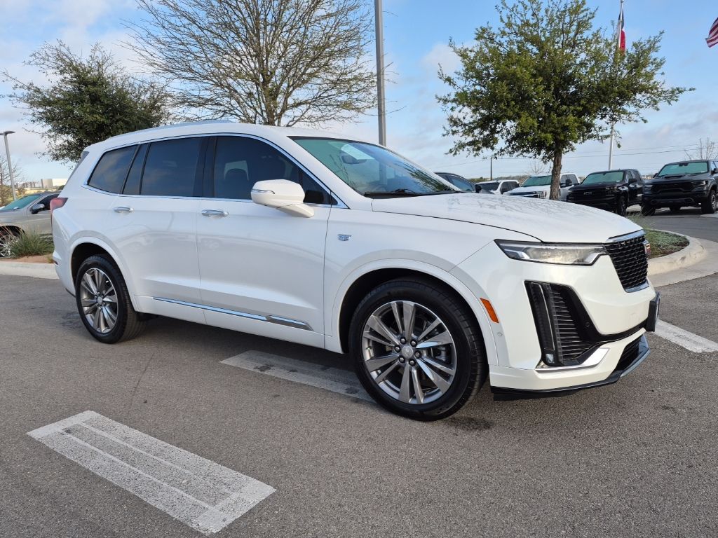 2024 Cadillac XT6