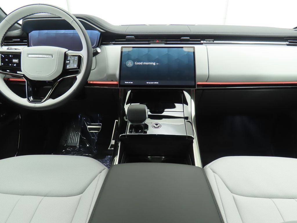 Thumbnail: 2025 Land Rover Range Rover Sport - 14