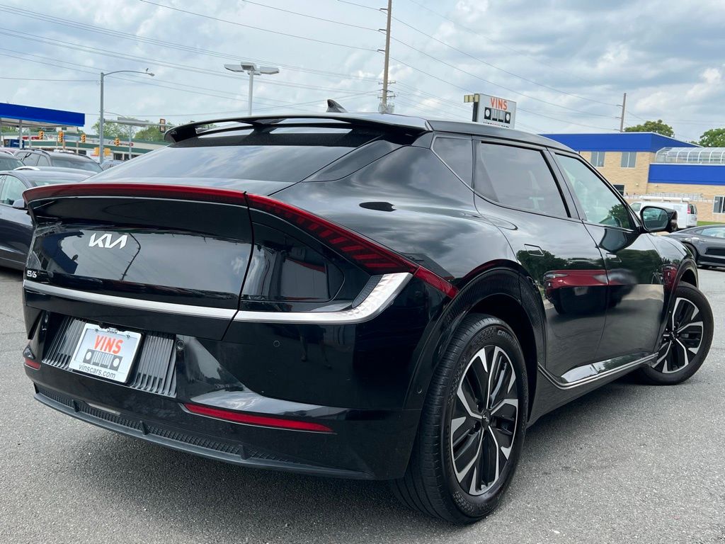 2022 Kia EV6 Wind photo