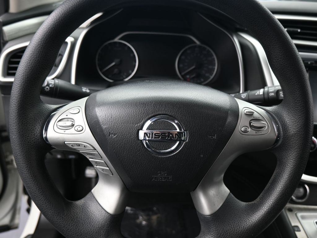 Used 2018 Pearl White Nissan S image 14