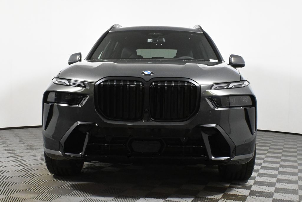 Thumbnail: 2026 BMW X7 - 10