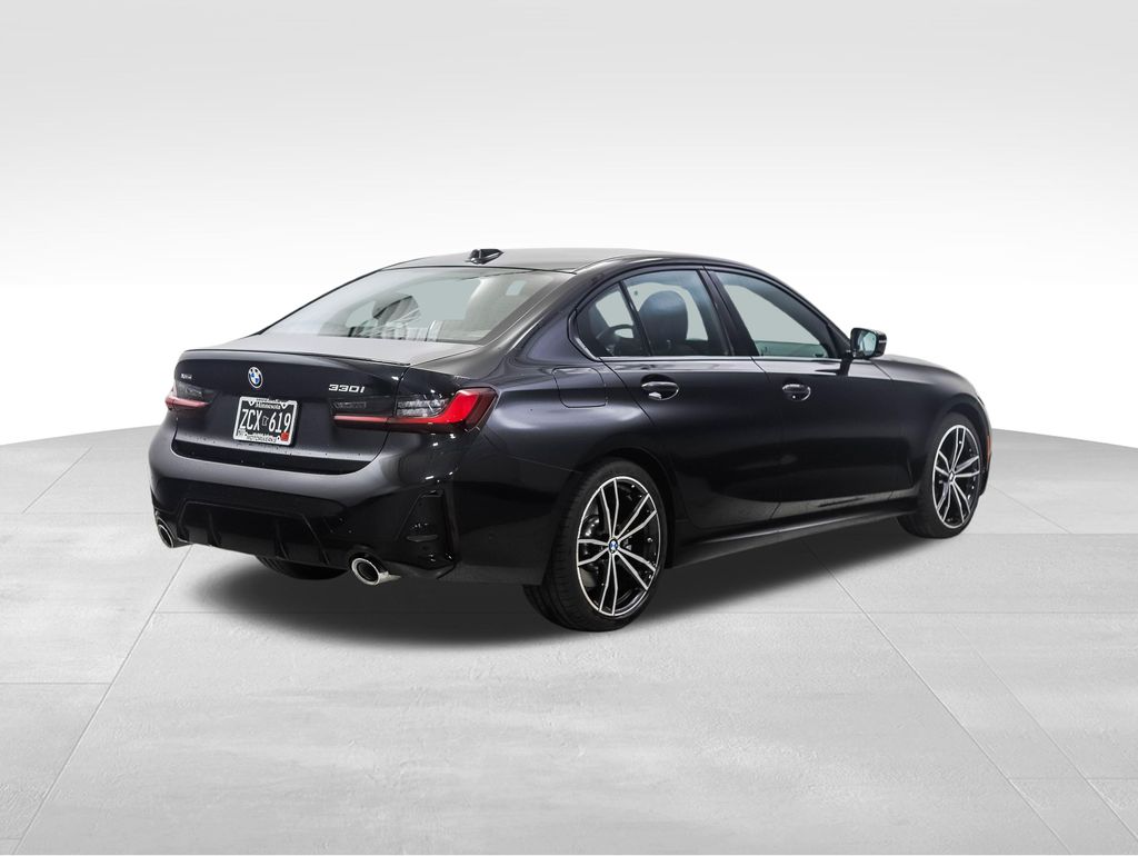 Thumbnail: 2024 BMW 3 Series - 5