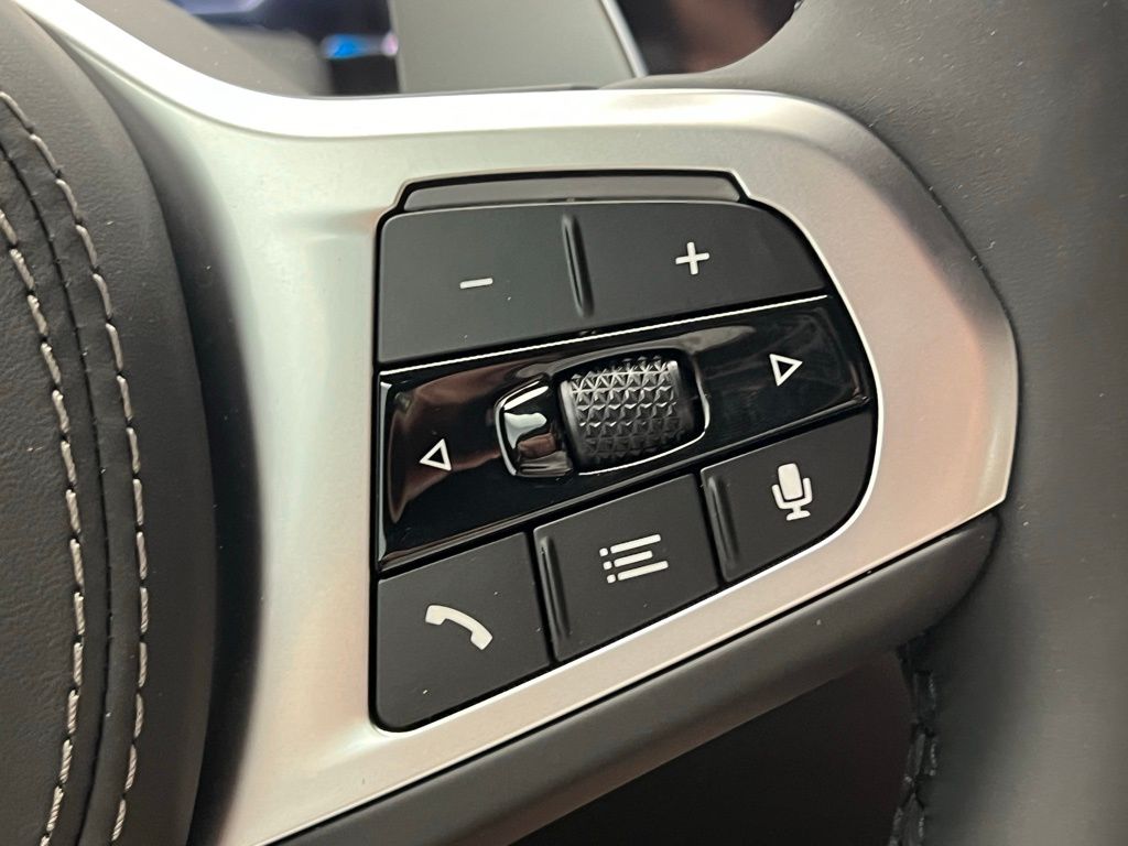 Thumbnail: 2026 BMW X5 - 18