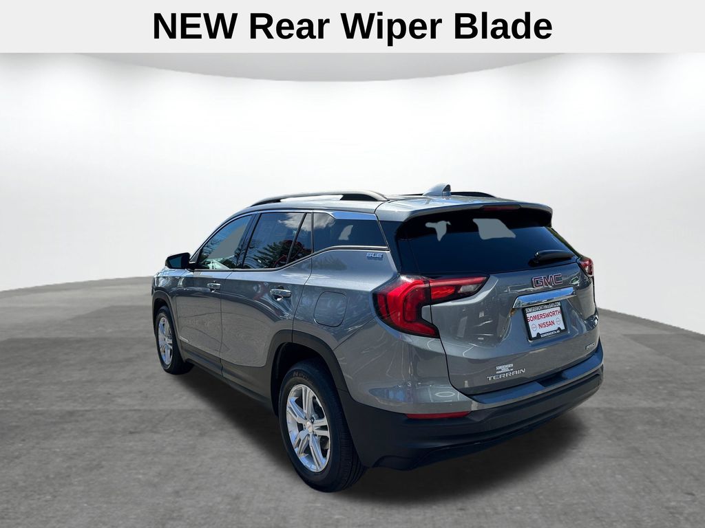 View vehicle photo 7