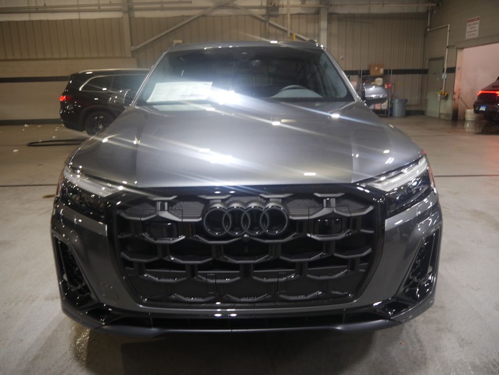Thumbnail: 2026 Audi Q7 - 8