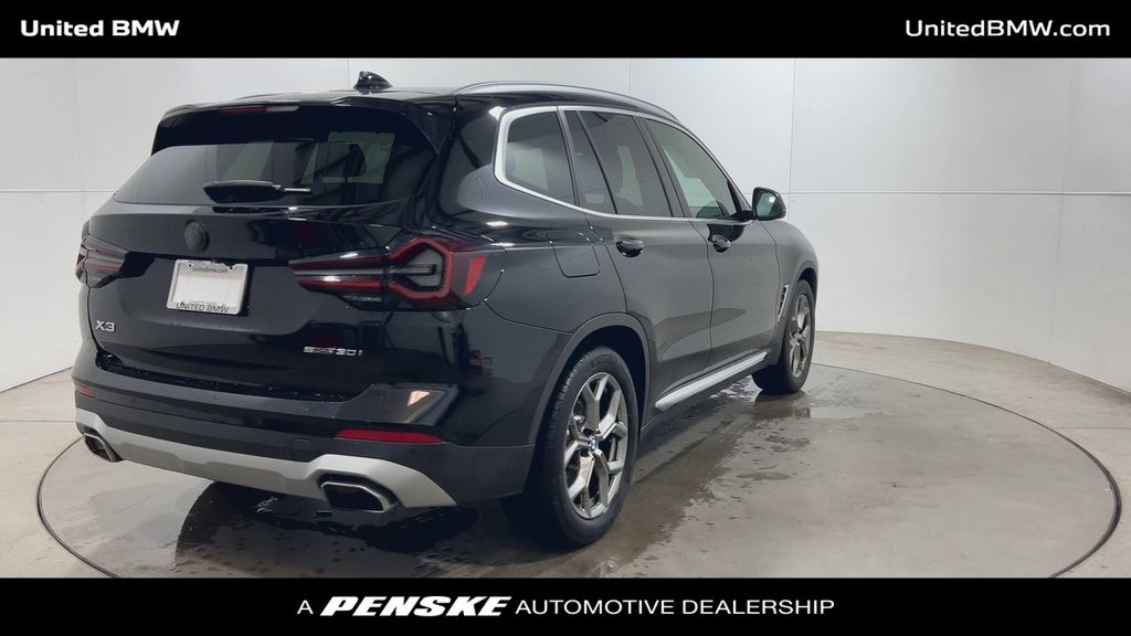2022 BMW X3 sDrive30i 8