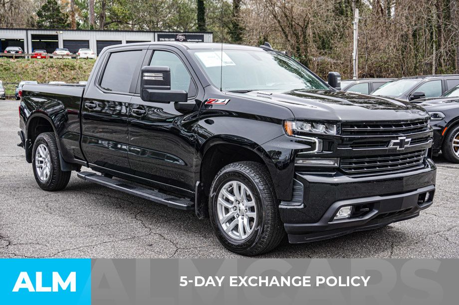 2022 Chevrolet Silverado 1500 RST photo 2