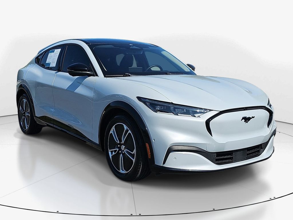 Used 2023 White Ford Premium image 2