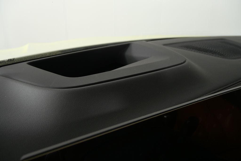 Thumbnail: 2026 BMW X5 - 13