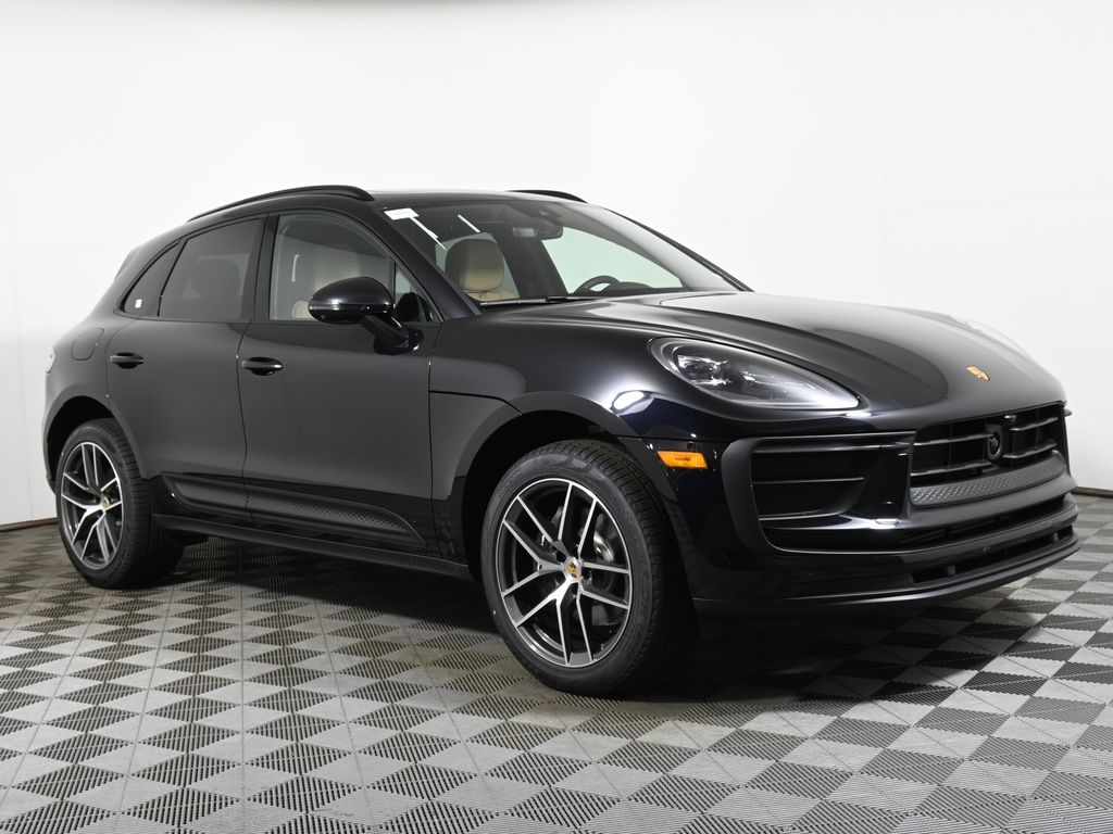 2024 Porsche Macan  8