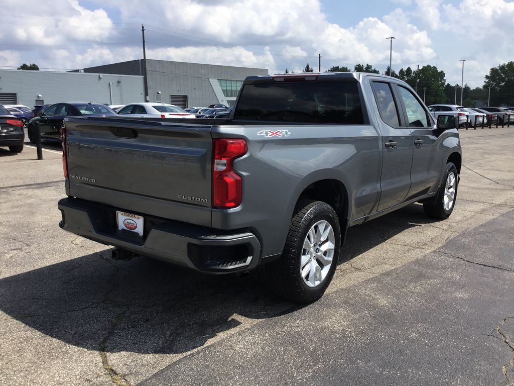 Thumbnail: 2022 Chevrolet Silverado 1500 - 5