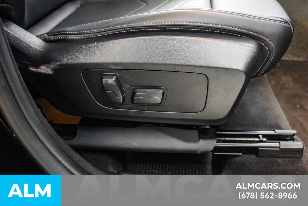 Used 2025 Black BMW xDrive28i image 45