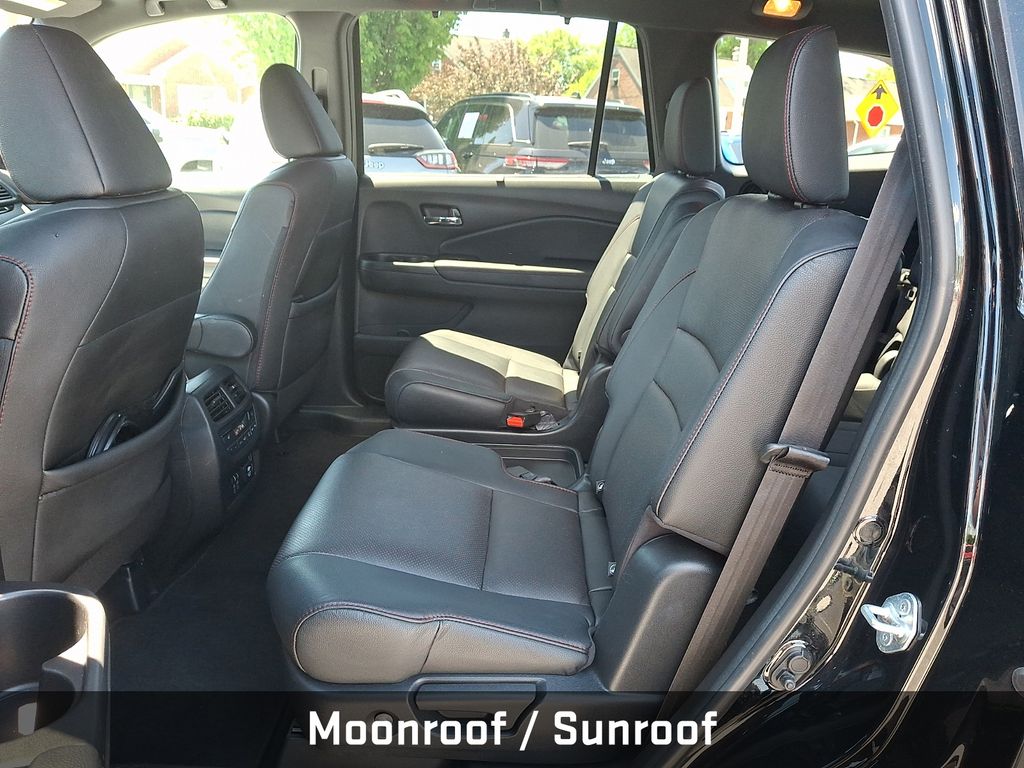 2022 Honda Pilot Black Edition Black at Honda North
