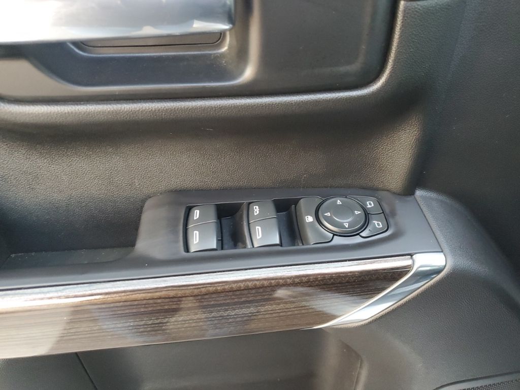 Used Car 2021 Chevrolet Silverado 1500  Lt Trail Boss For Sale Under $40,000 In Austin, Texas