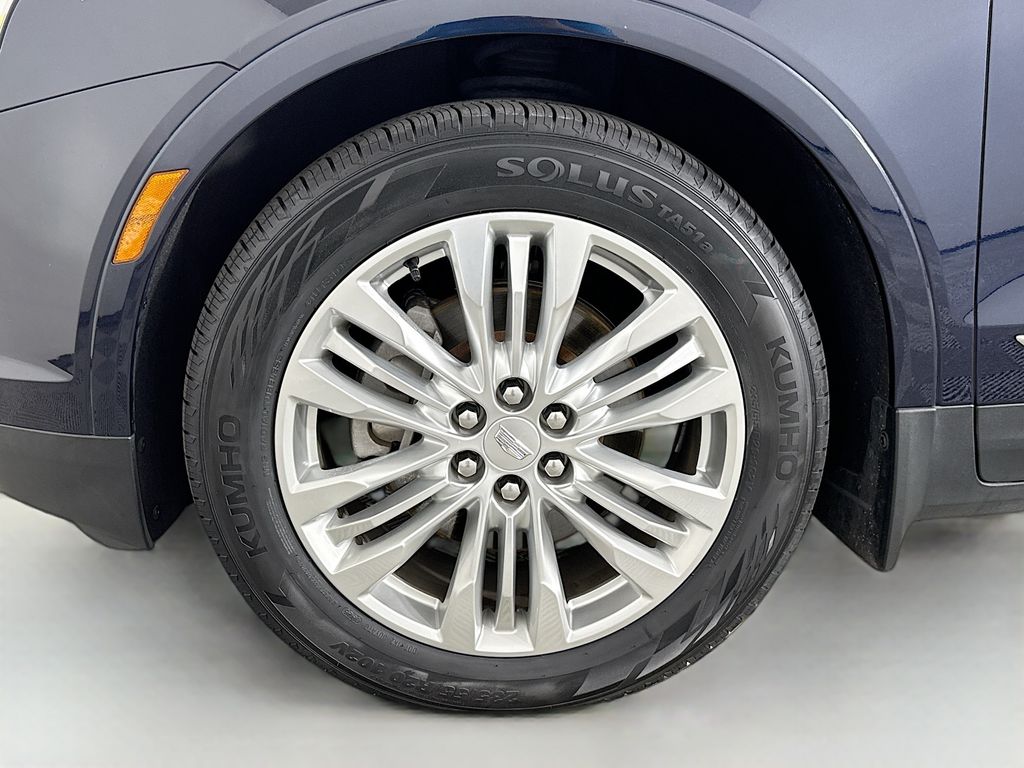 Thumbnail: 2017 Cadillac XT5 - 31