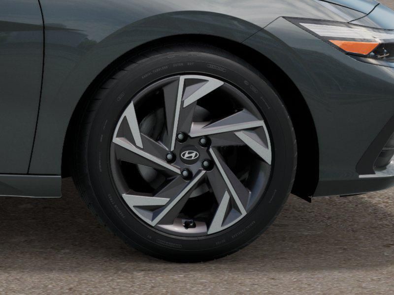 Thumbnail: 2025 Hyundai Elantra - 8