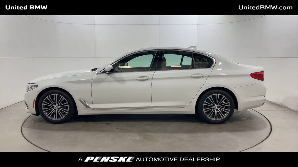 2019 BMW 5 Series 540i 5