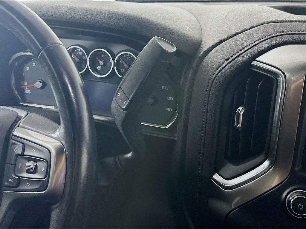 Used 2021 Black Chevrolet LT image 16