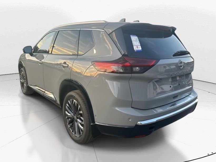 2025 Boulder Gray Pearl Nissan Rogue Platinum FWD SUV