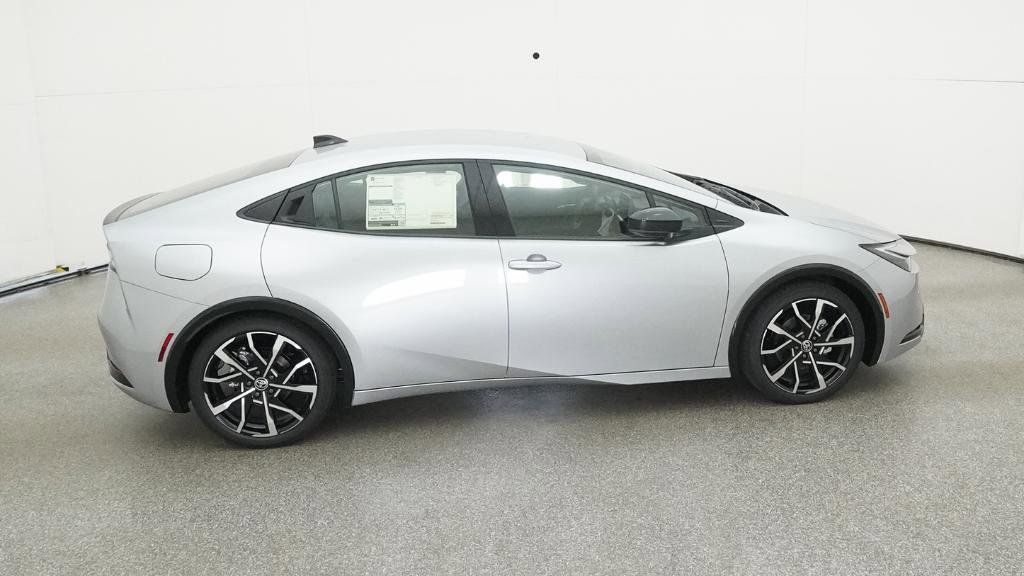 Thumbnail: 2026 Toyota Prius - 28