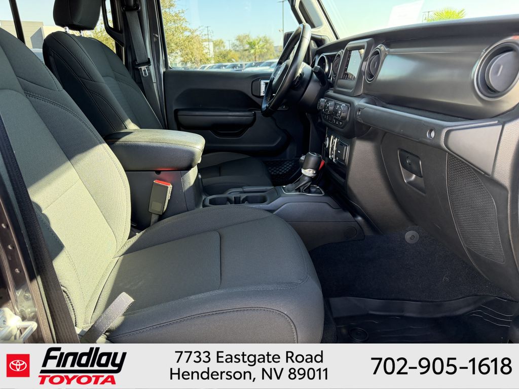Used 2021 Jeep Gladiator Truck