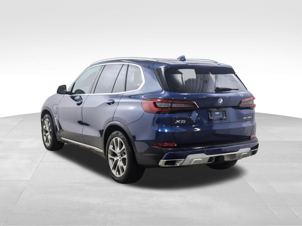 Thumbnail: 2022 BMW X5 - 3