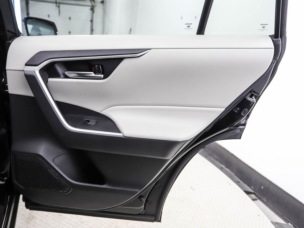 Thumbnail: 2023 Toyota RAV4 - 23