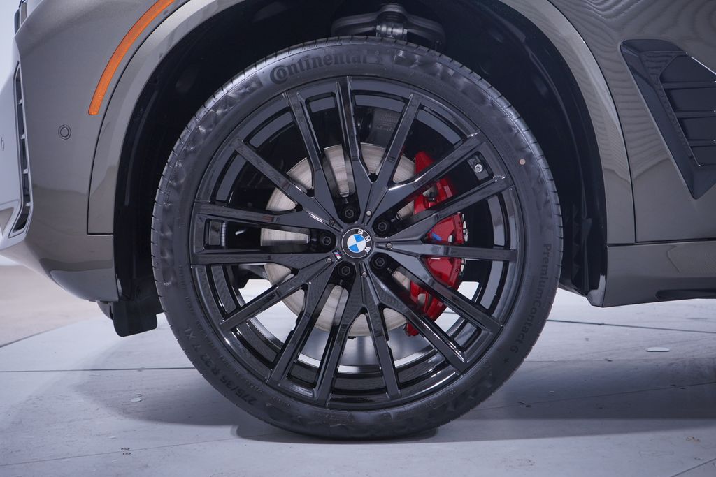 Thumbnail: 2026 BMW X5 - 2