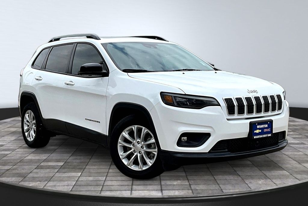 2022 Jeep Cherokee Latitude Lux - 3