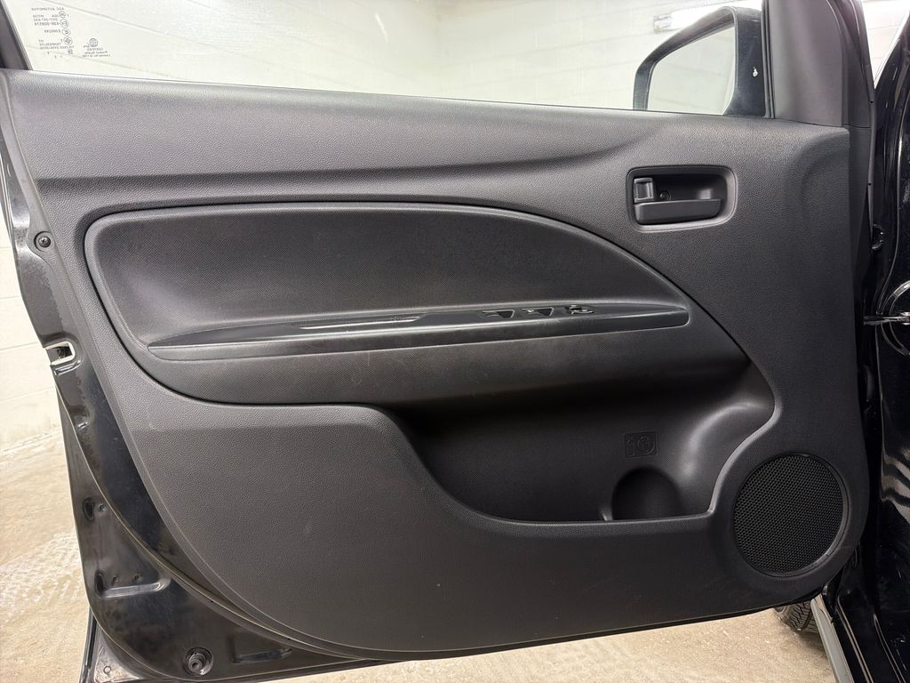 Certified Used 2024  Mitsubishi ES image 15