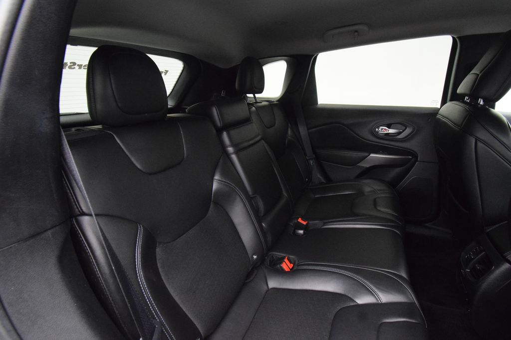 used 2019 Jeep Cherokee car, priced at $9,000