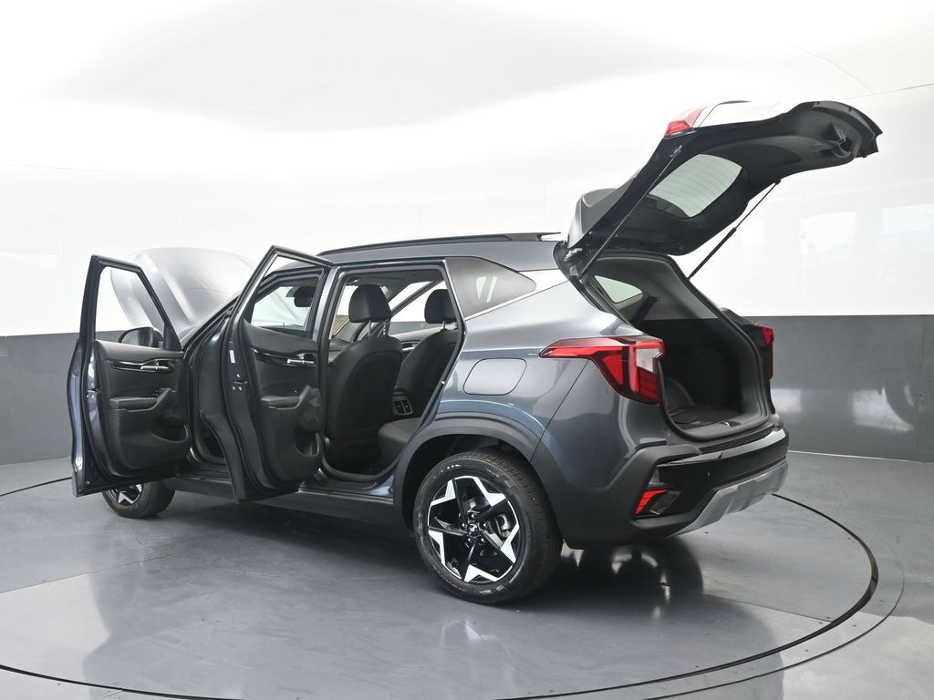 Used 2024 Gravity Gray Kia EX image 76