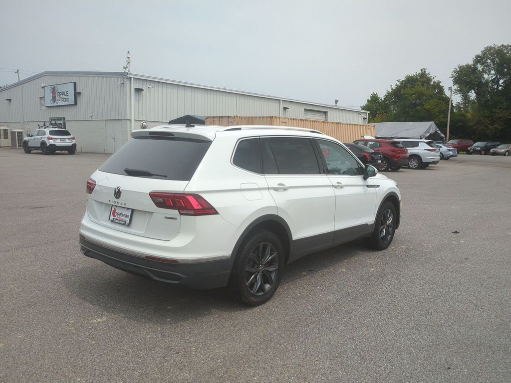 2022 Volkswagen Tiguan 2.0T SE