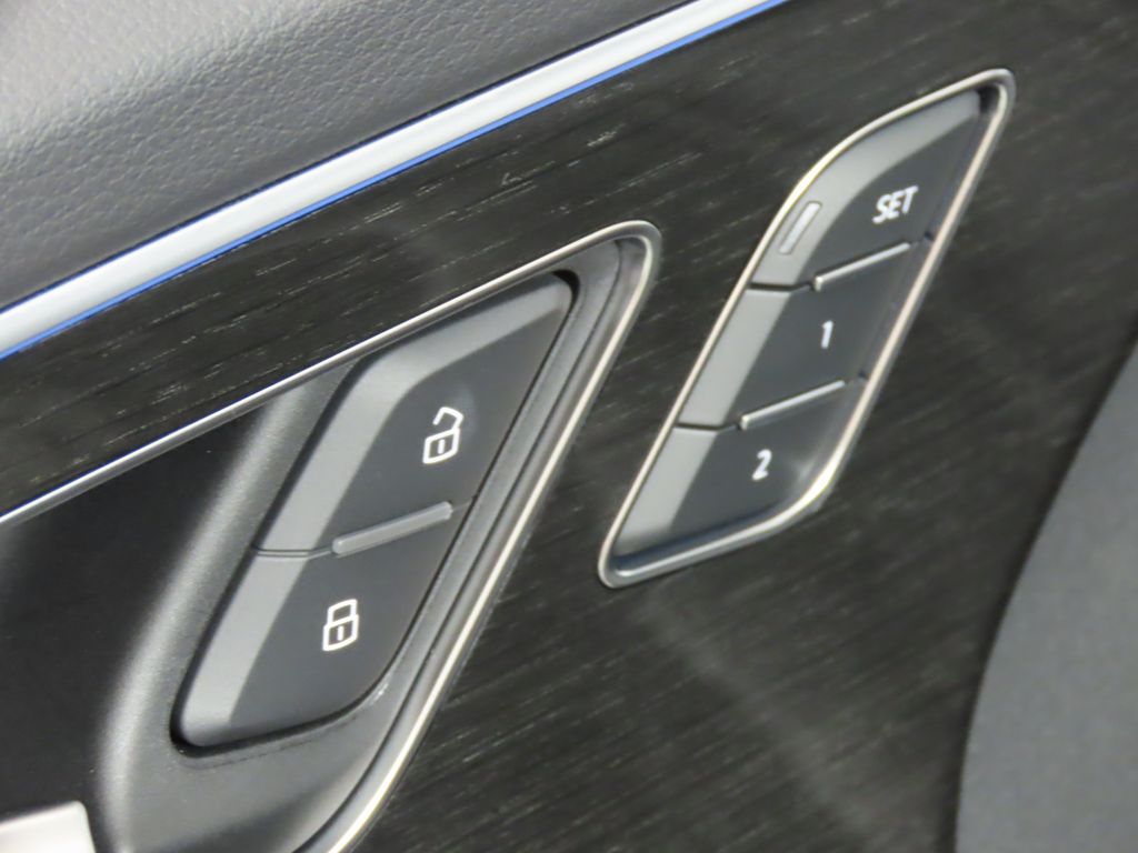 Thumbnail: 2025 Audi Q7 - 28